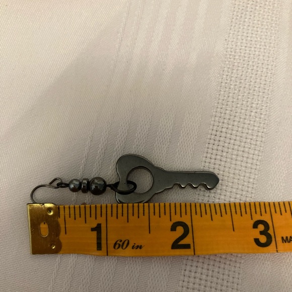 Earrings - Picture 2 of 3